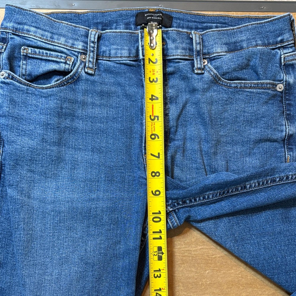 Banana Republic women’s Blue Jeans - Picture 5 of 7